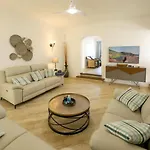 Cancilla Villa *