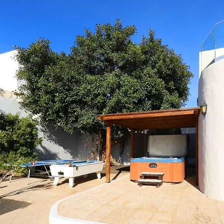 Cancilla Puerto del Carmen (Lanzarote)